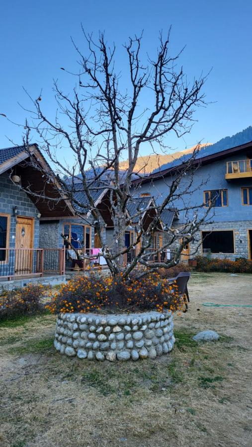 Winterfell The Stay, Unique River Front Resort Manali (Himachal Pradesh)