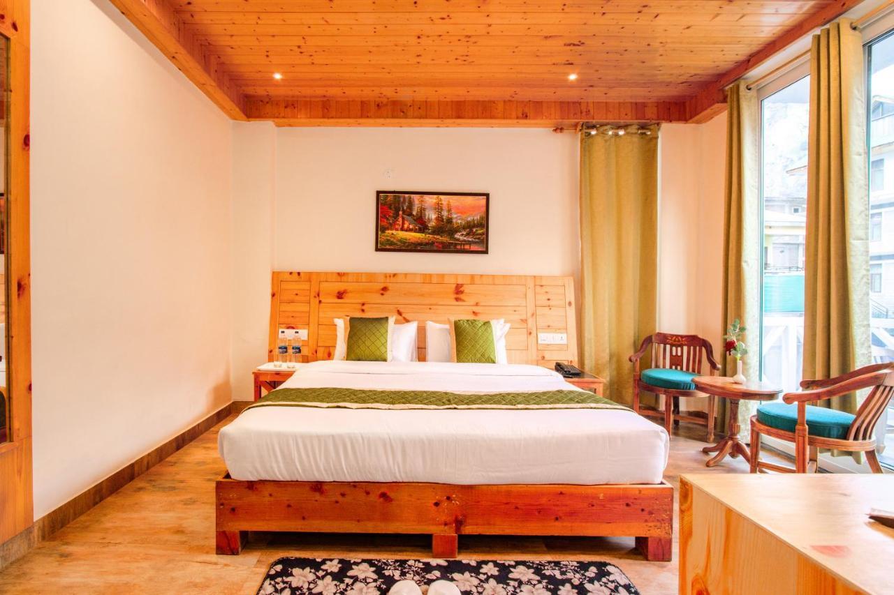 Tripli Stone House Manali (Himachal Pradesh)