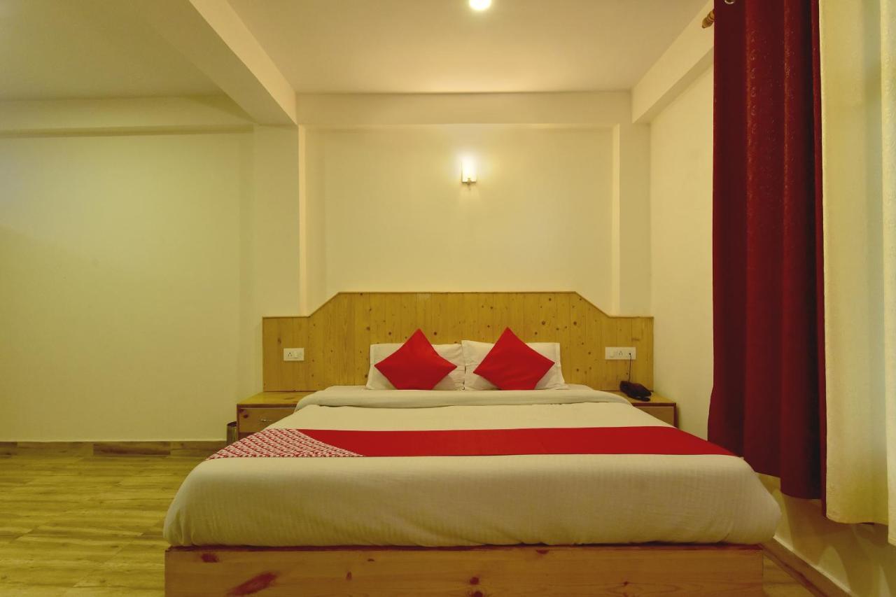 Oyo 14393 Akash Hills 3*
