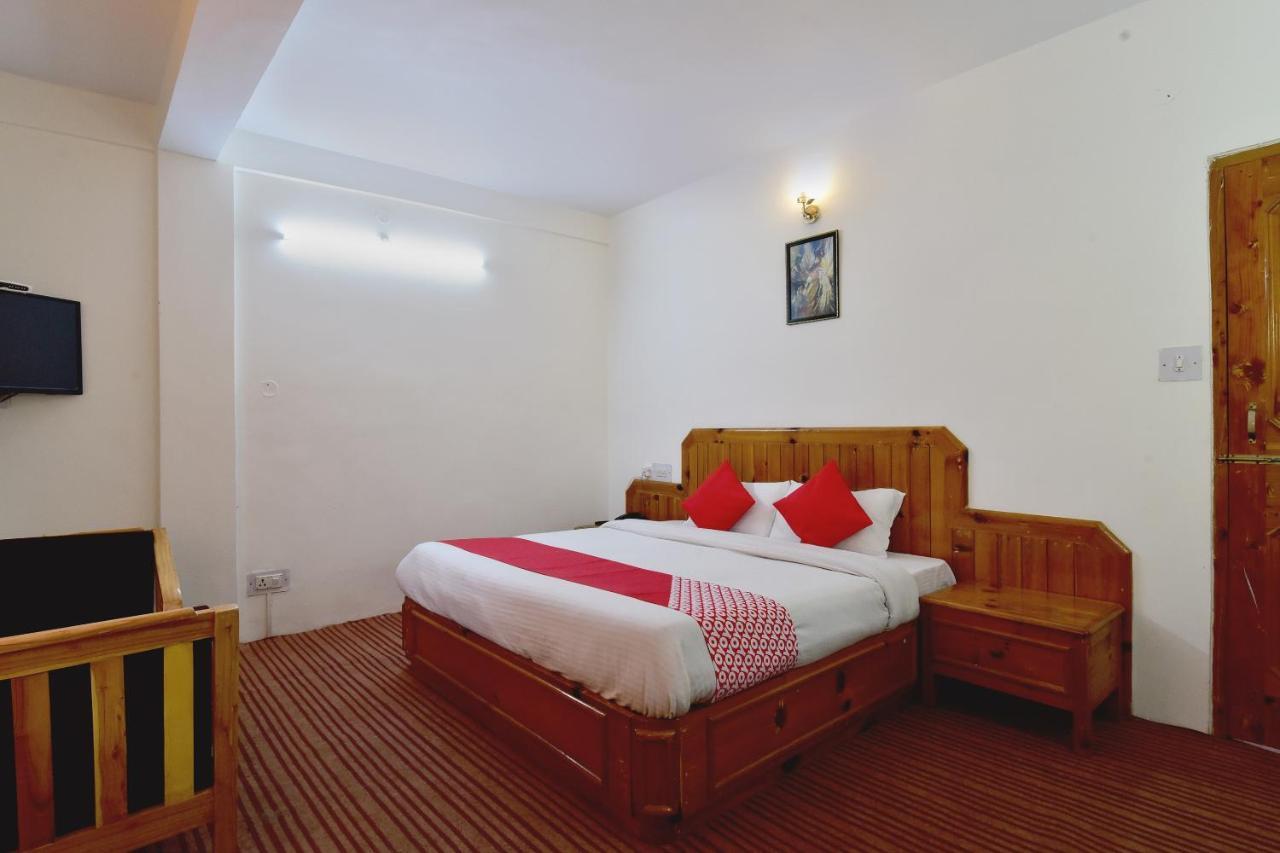 Hotel Oyo 14393 Akash Hills 3*