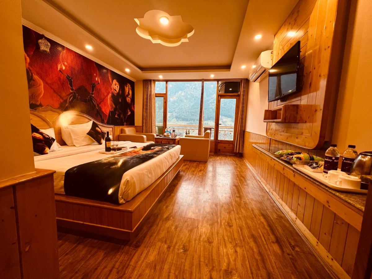 Old Smugglers With Balcony Mountain View Ac Hot And Cold Near To Hadimba Temple Near To Mall Road#free Pick From Volvo Bus Stand 4* Manali (Himachal Pradesh)