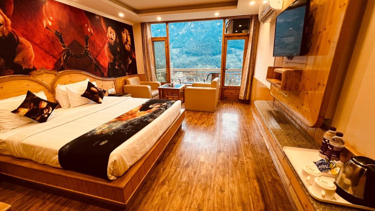 Old Smugglers With Balcony Mountain View Ac Hot And Cold Near To Hadimba Temple Near To Mall Road#free Pick From Volvo Bus Stand Hotel