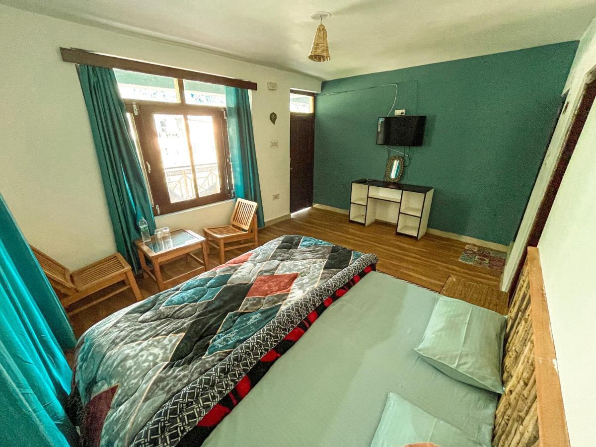 Bhagwati Woodhouse By Aarya Bed & Breakfast