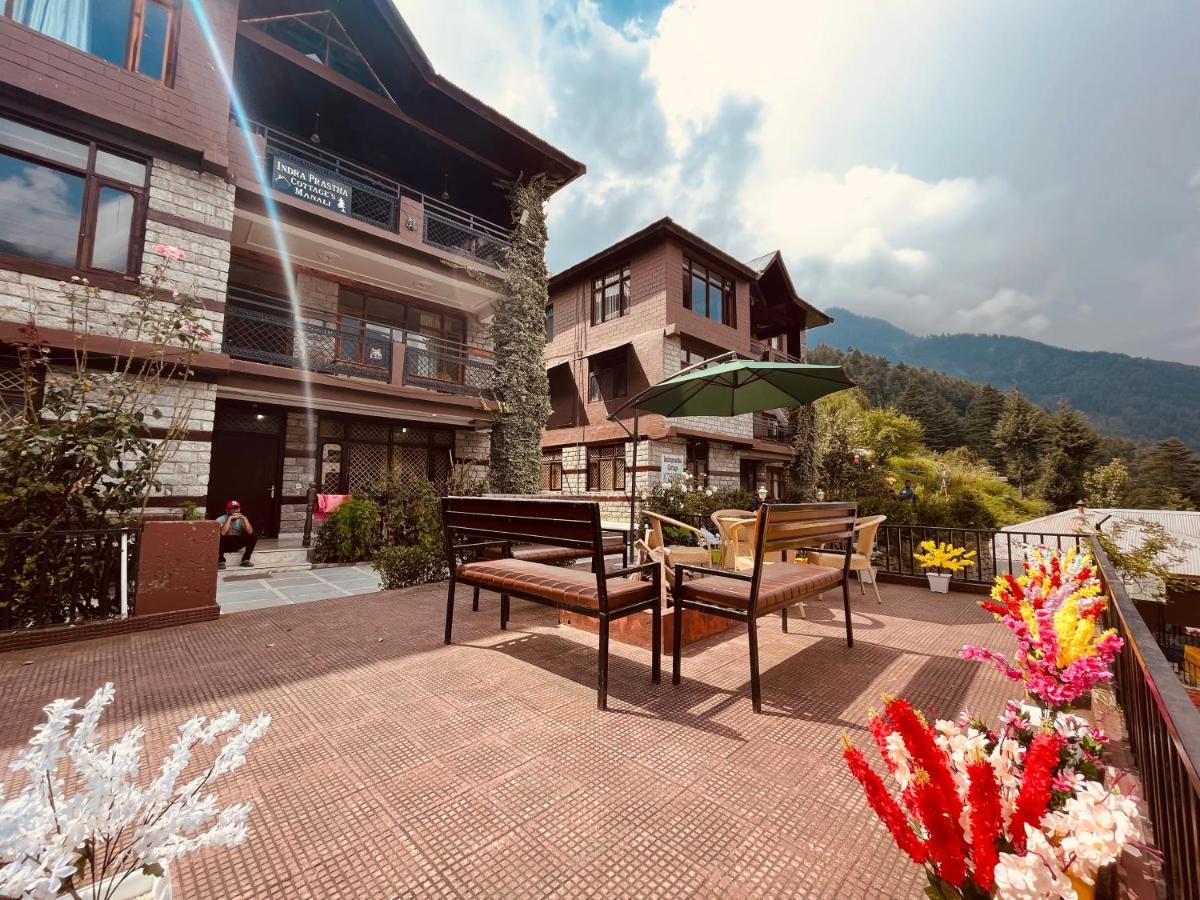 Hotel Outtown - #near Mall Road #premium #parking #lift #open Terrace #cafe #guest Preferred 4*