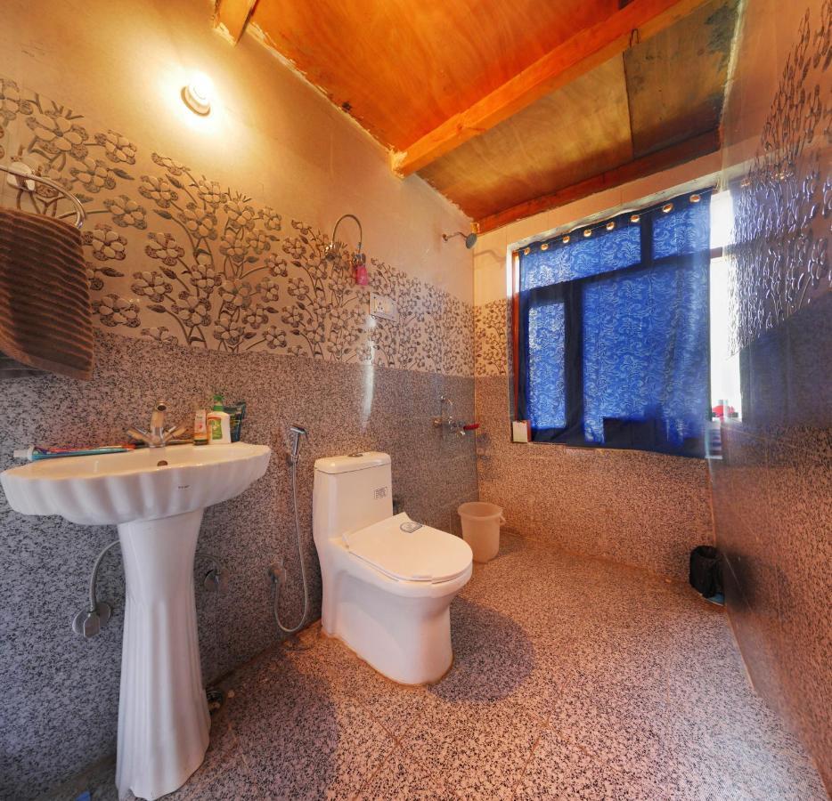 Pahadi Manzil Homestay & Homestay Manali (Himachal Pradesh)