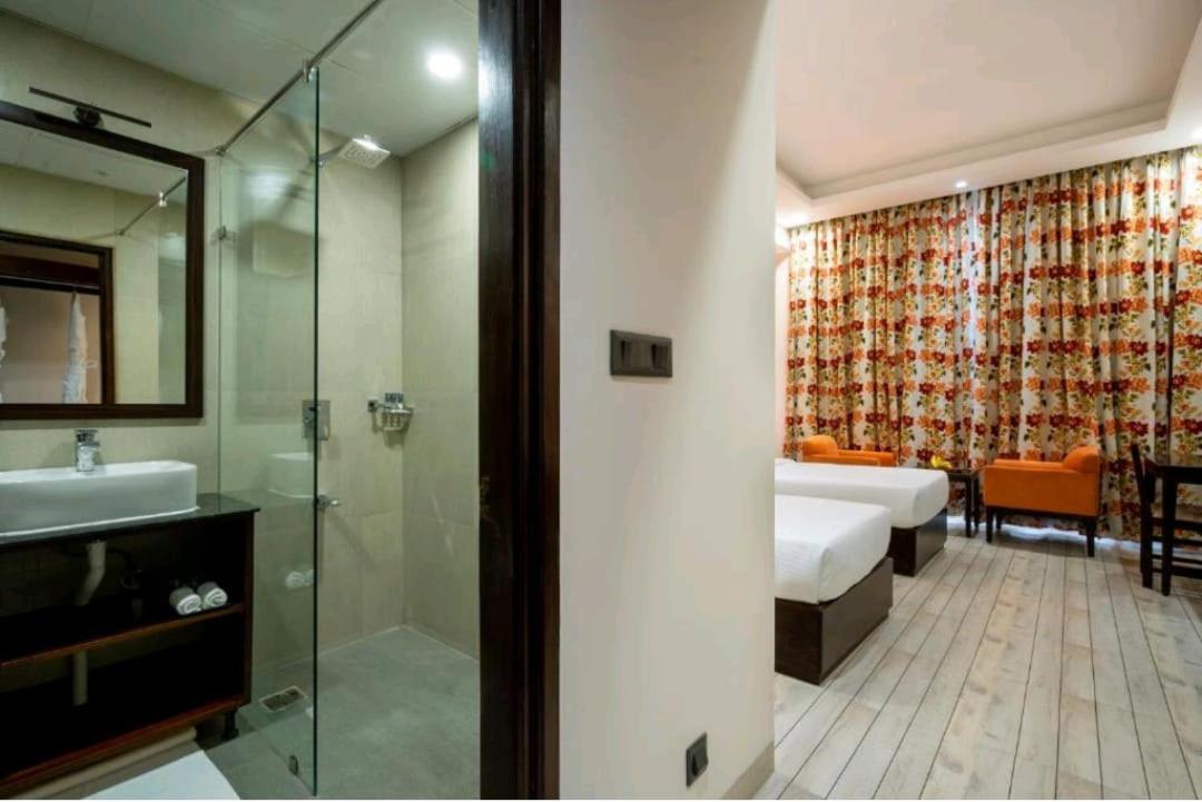 Shivalaya Retreat & *