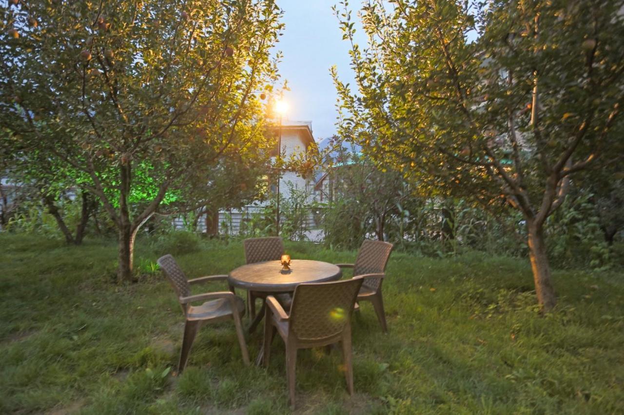 Blossom Hill Retreat By Wb * Manali (Himachal Pradesh)