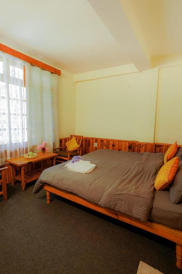 Mars Monkey & Cafe Hostel