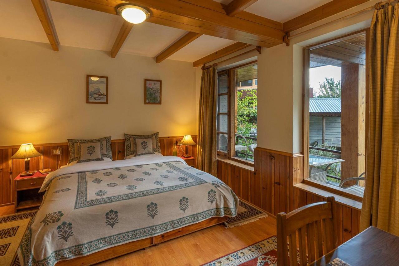 Stayvista At Himalayan Retreat Villa *