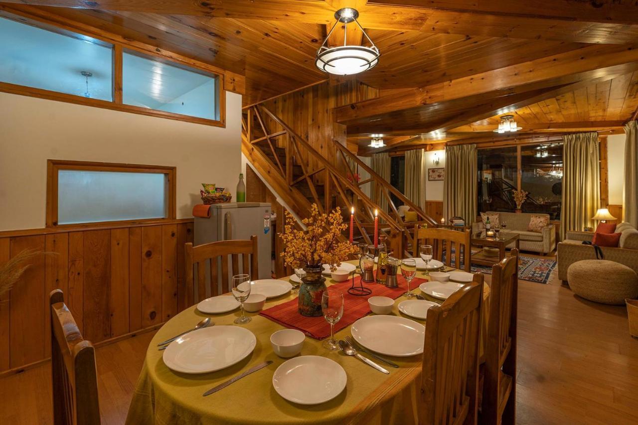 Villa Stayvista At Himalayan Retreat
