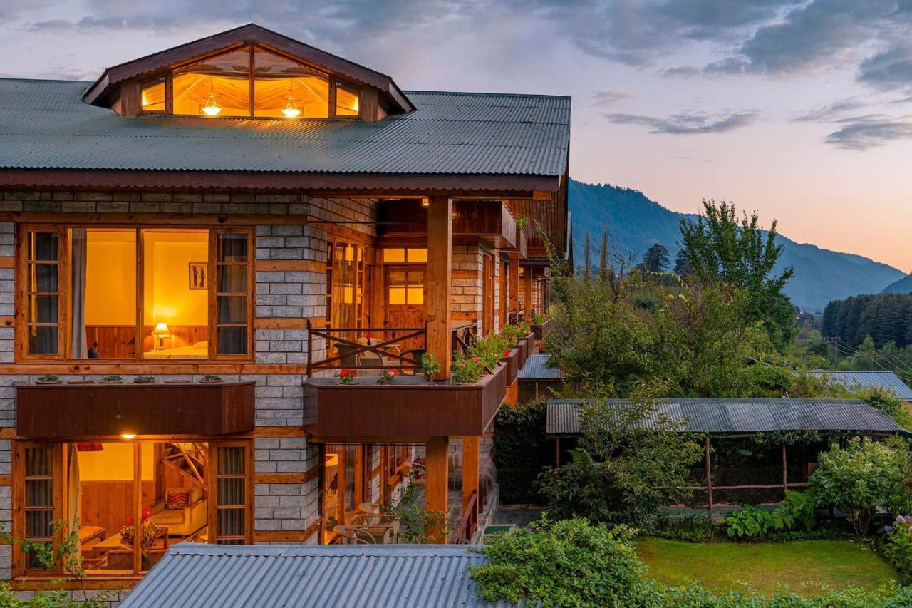 Stayvista At Himalayan Retreat Villa