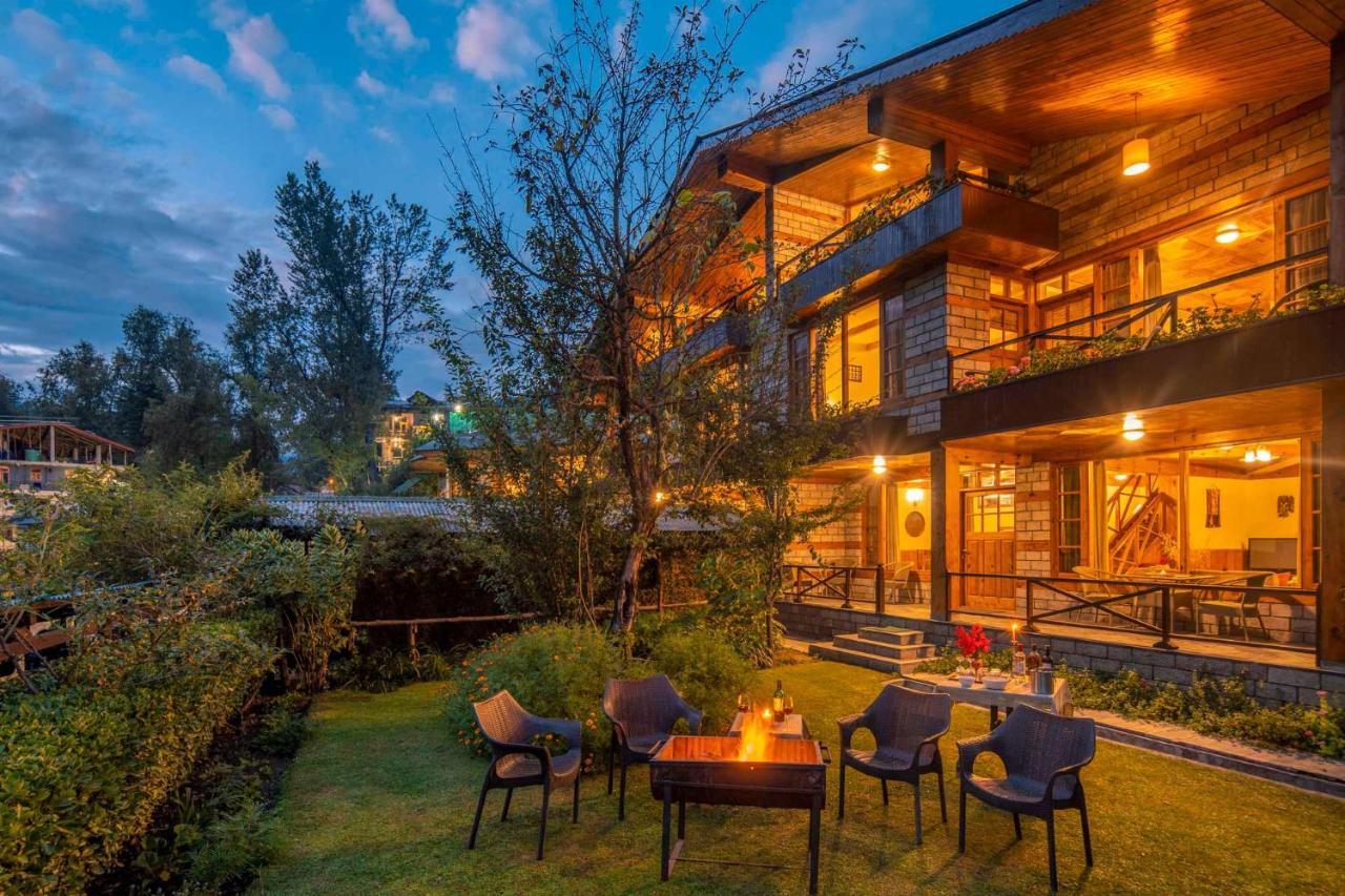 Stayvista At Himalayan Retreat