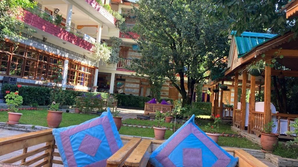 Purnima Guest house *