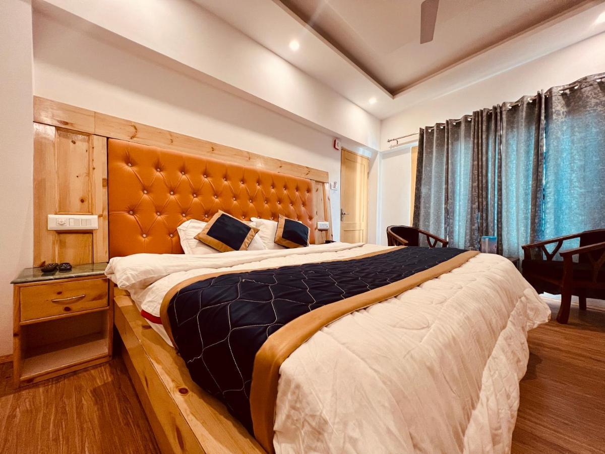 Guest house Castle - & Manali (Himachal Pradesh)