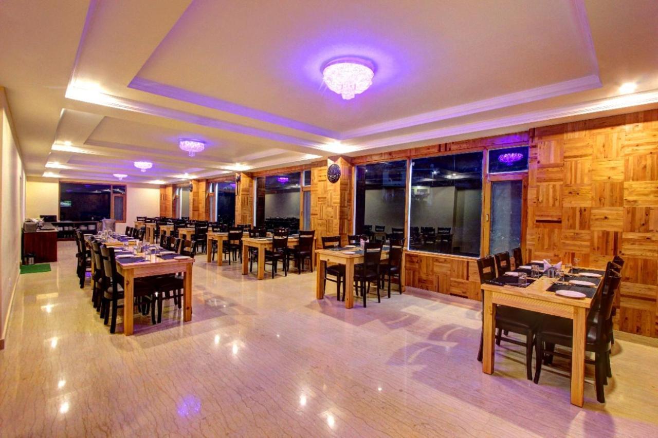 Regenta Place Leaf Manali- A Centrally Heated Hotel 4*