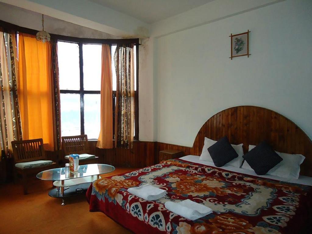Hadimba Palace Manali (Himachal Pradesh)