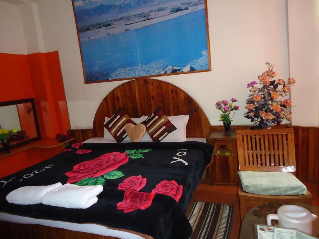Hadimba Palace 2*
