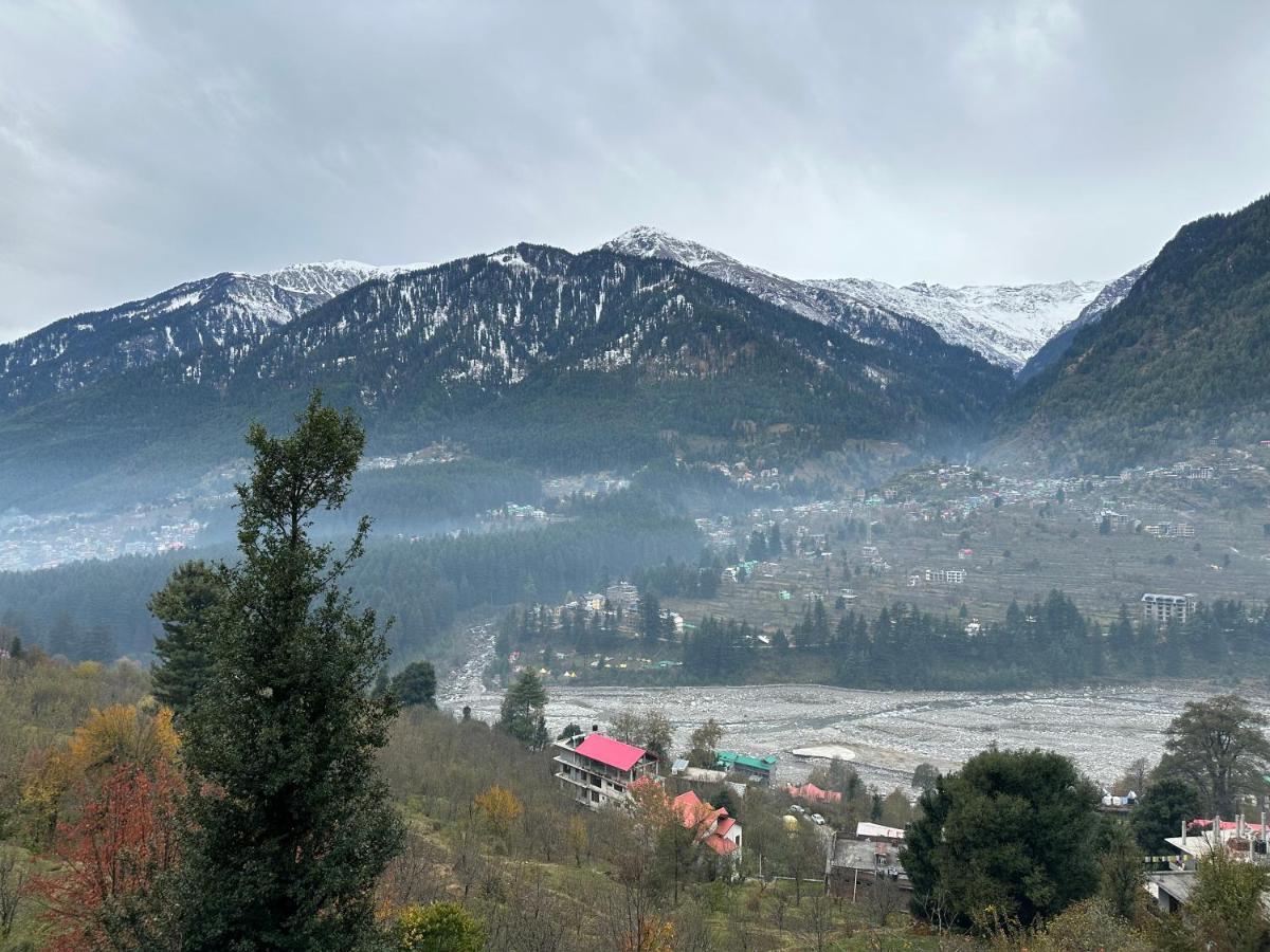 Saffronstays The Amlyn, - Unobstructed Views Of Beas River And The Himalayas - Clear Roads Villa Manali (Himachal Pradesh)