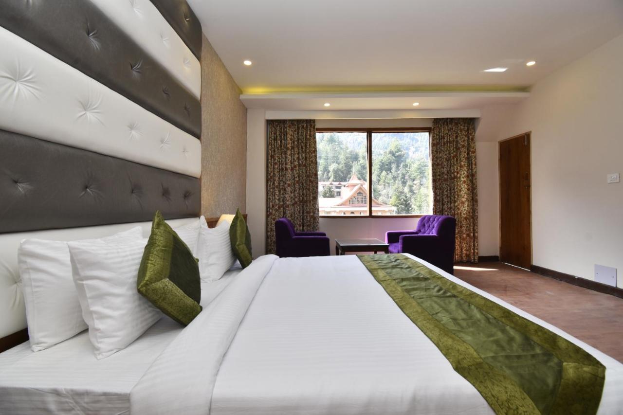 Snowcrests Manor Hotel 4*