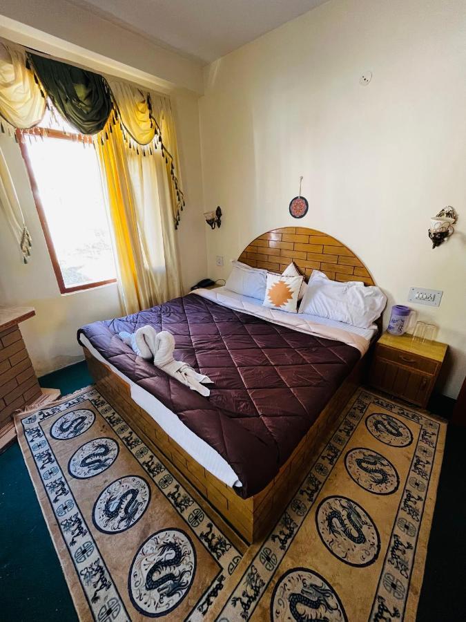 Aleph Homes Homestay *