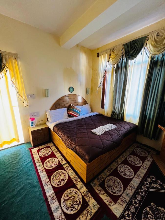 Aleph Homes Homestay *