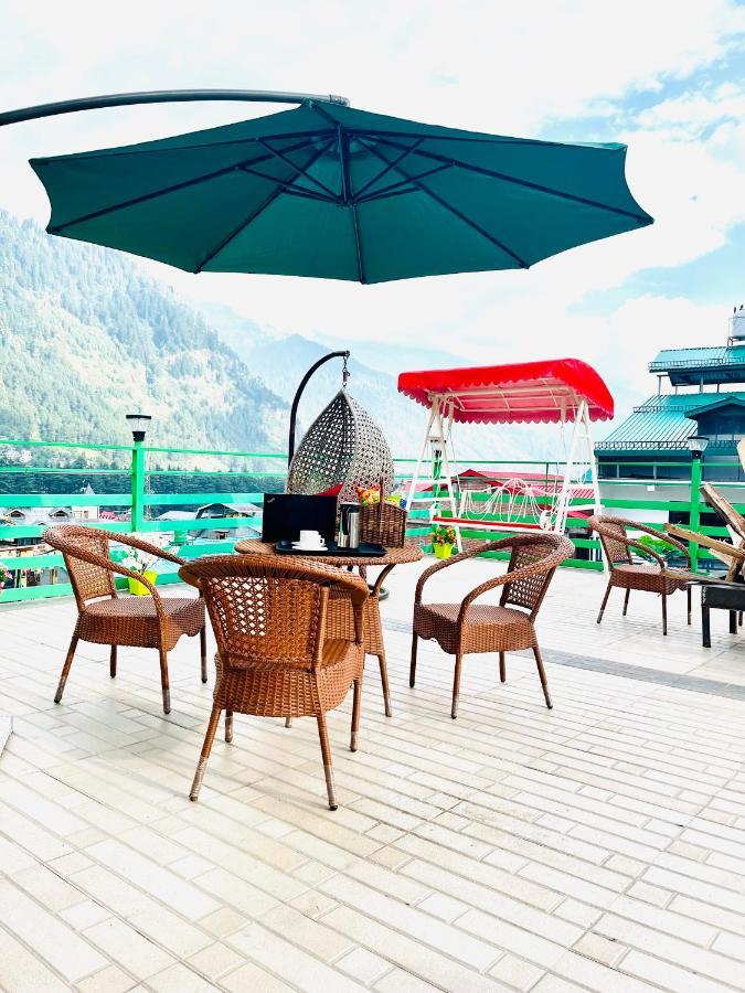Vista Heated -on Mall Road Apartment Manali (Himachal Pradesh)