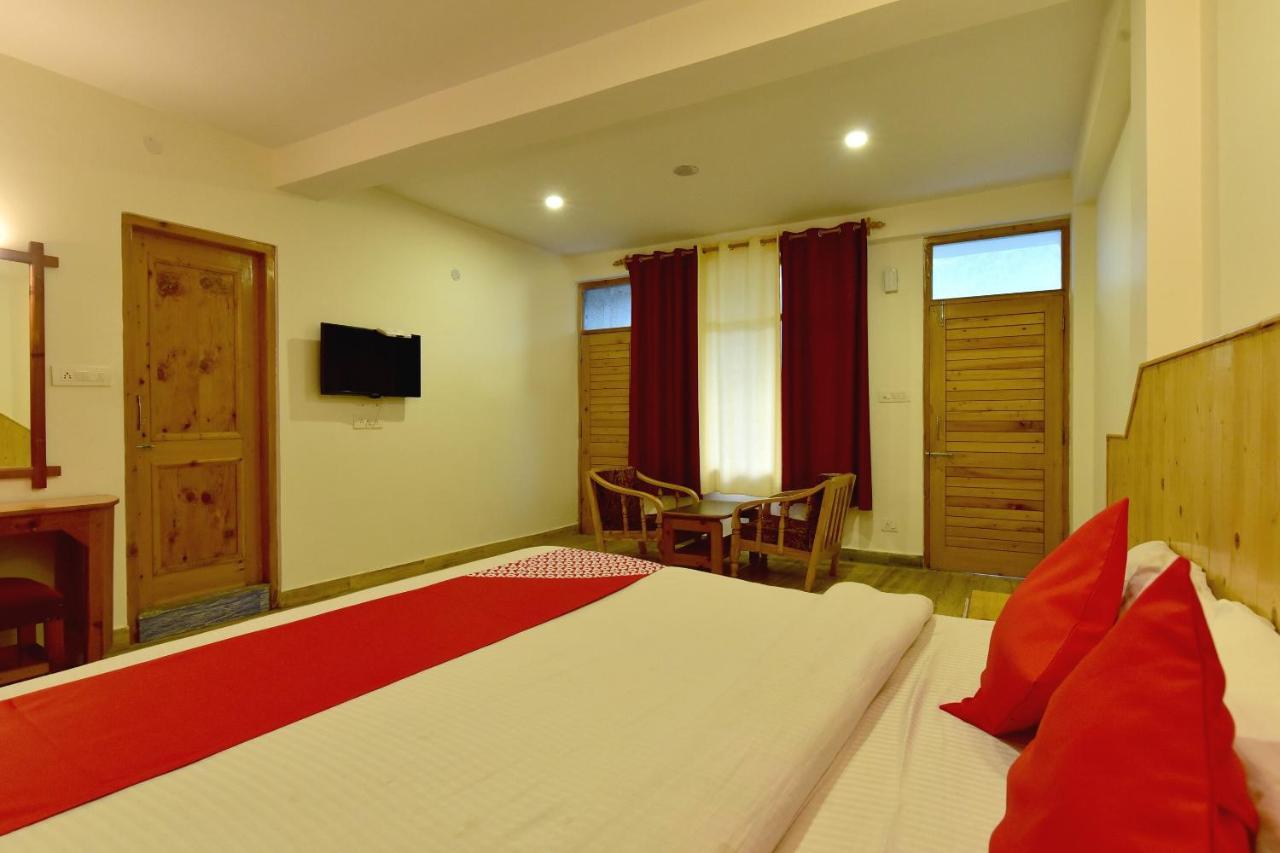 Oyo 14393 Akash Hills Manali (Himachal Pradesh)