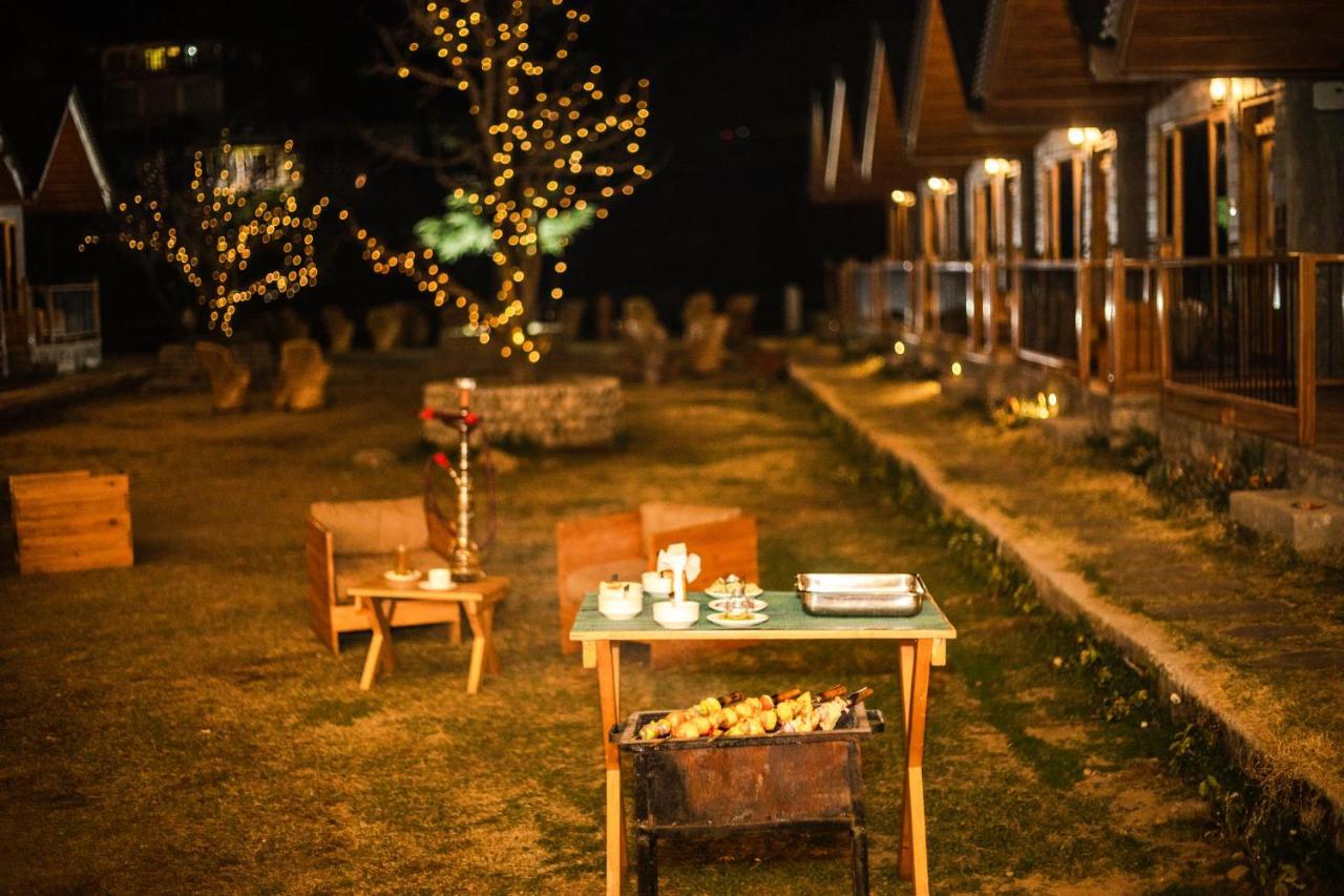 Winterfell The Stay, Unique River Front 4*