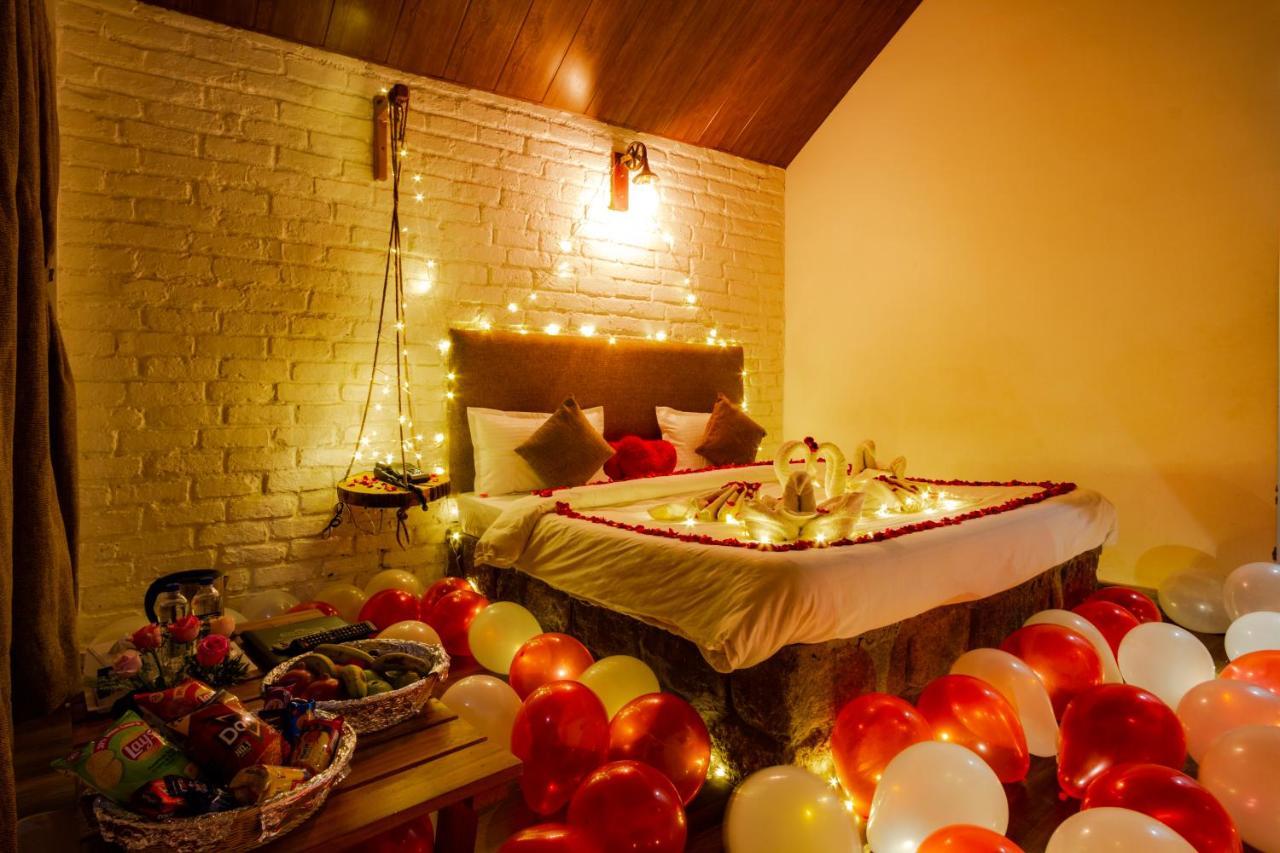 Resort Winterfell The Stay, Unique River Front Manali (Himachal Pradesh)