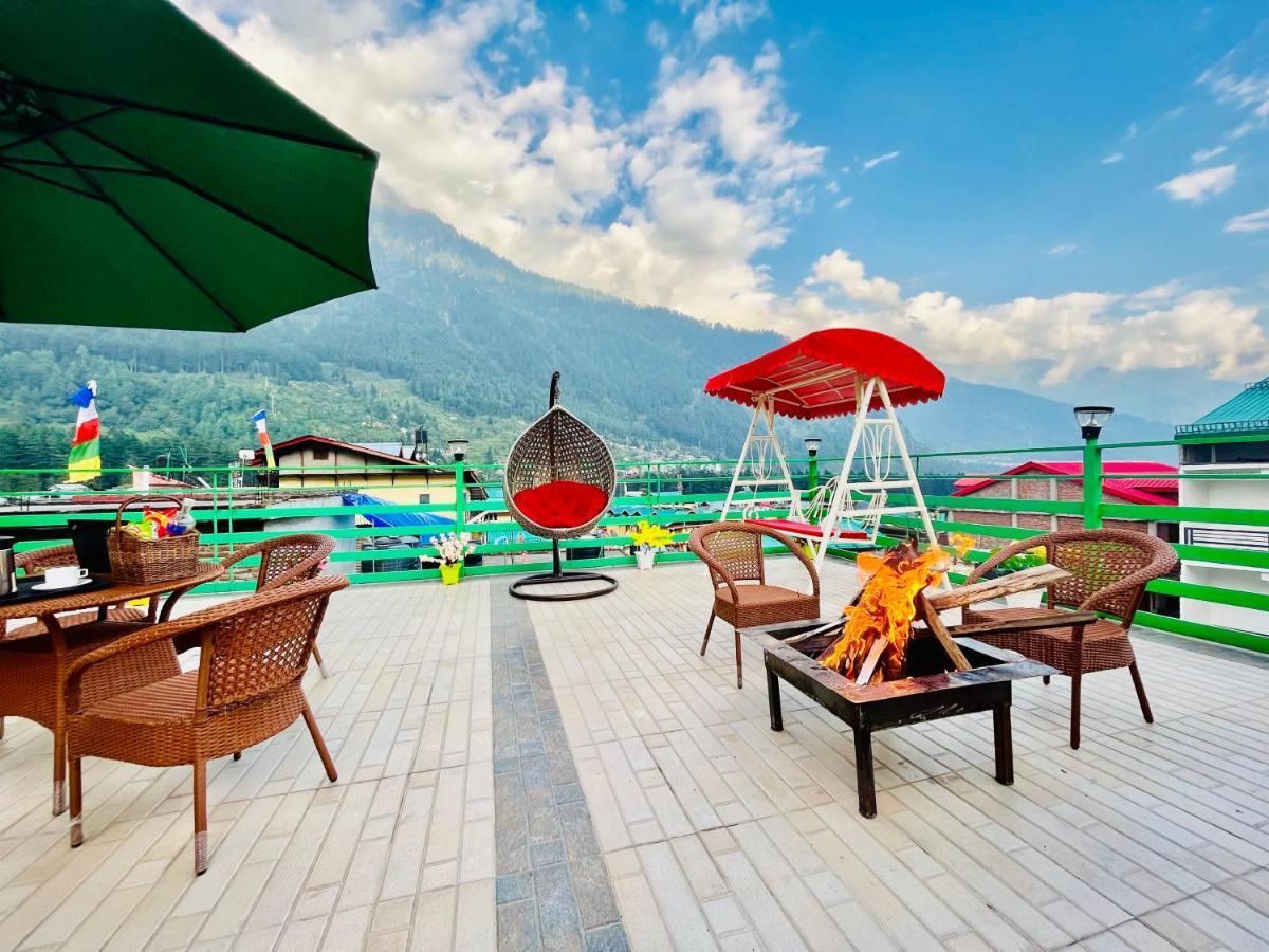 Vista Heated -on Mall Road Apartment Manali (Himachal Pradesh)