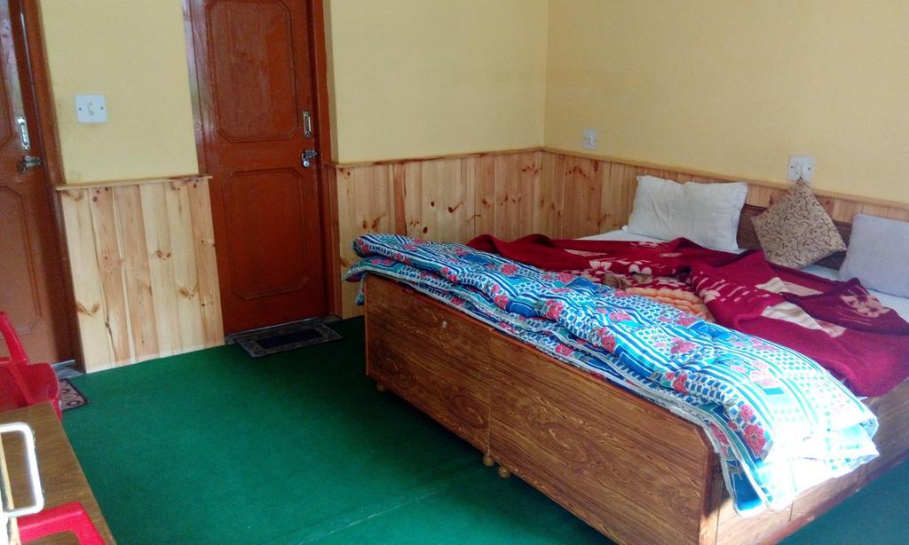 Guest house Suraj