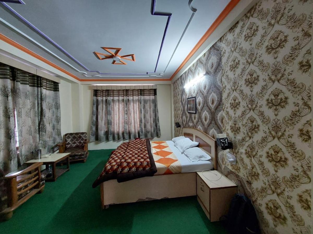 Hotel Wow Cottages - A Boutique Manali (Himachal Pradesh)