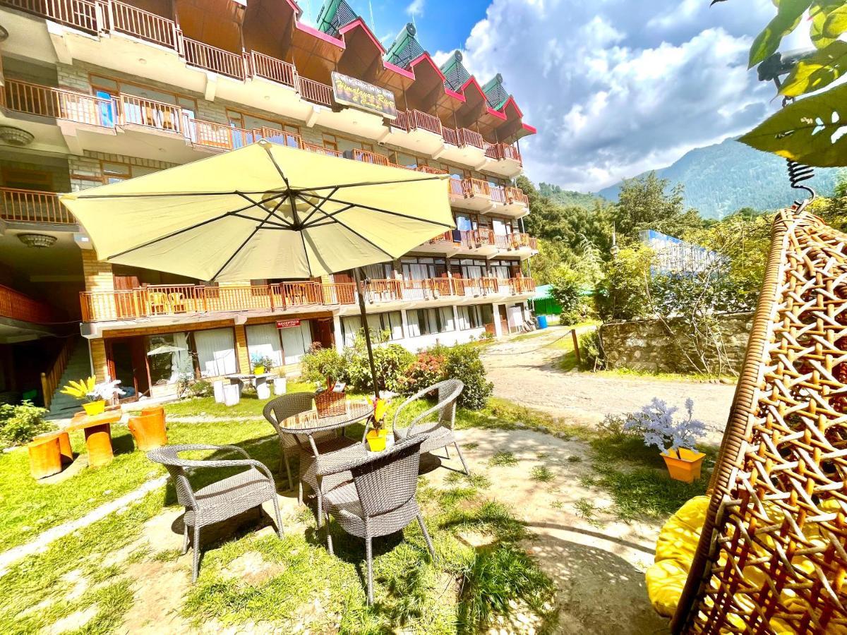 D Choice Resort,