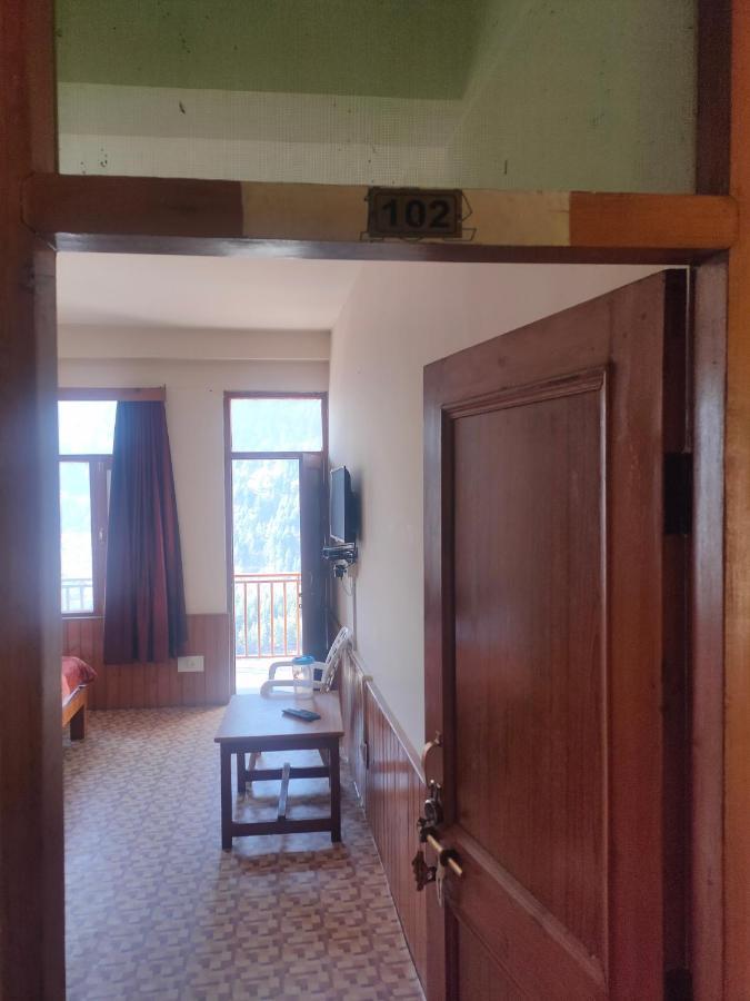 Roop Mountain Homestay