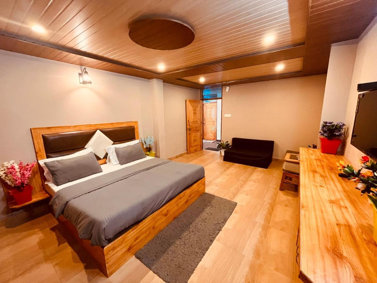 Apartment Hollywood - Rated & Awarded In