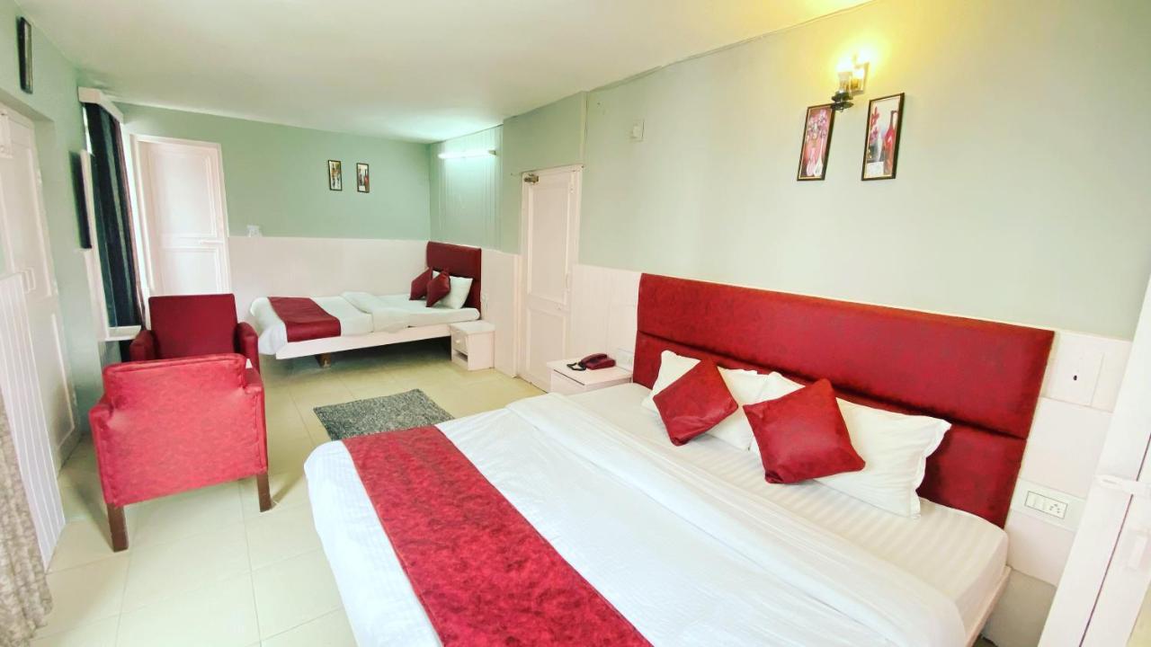 Hotel The Meadows Open Terrace Bonfire 2* Manali (Himachal Pradesh)