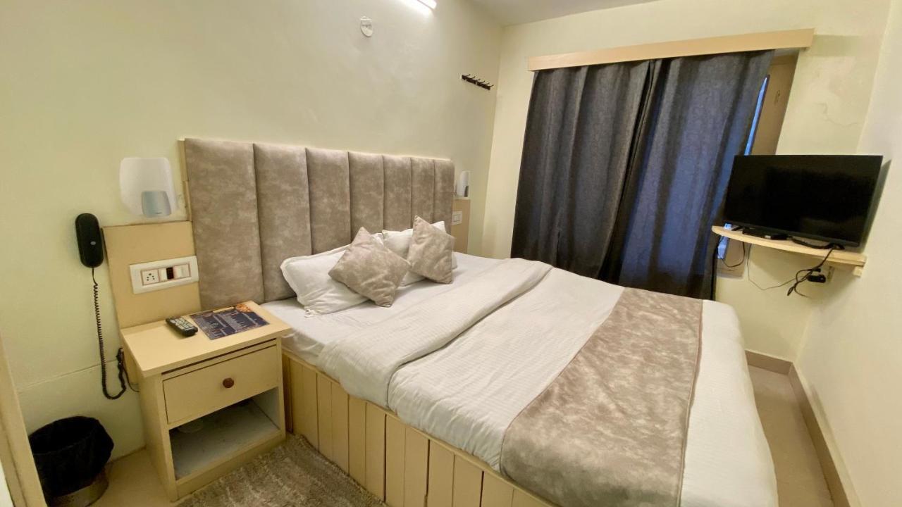 Hotel The Meadows Open Terrace Bonfire 2* Manali (Himachal Pradesh)