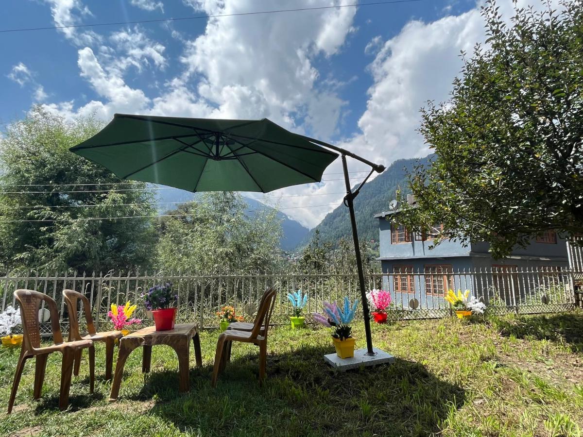 Apartment Hollywood - Rated & Awarded In Manali (Himachal Pradesh)
