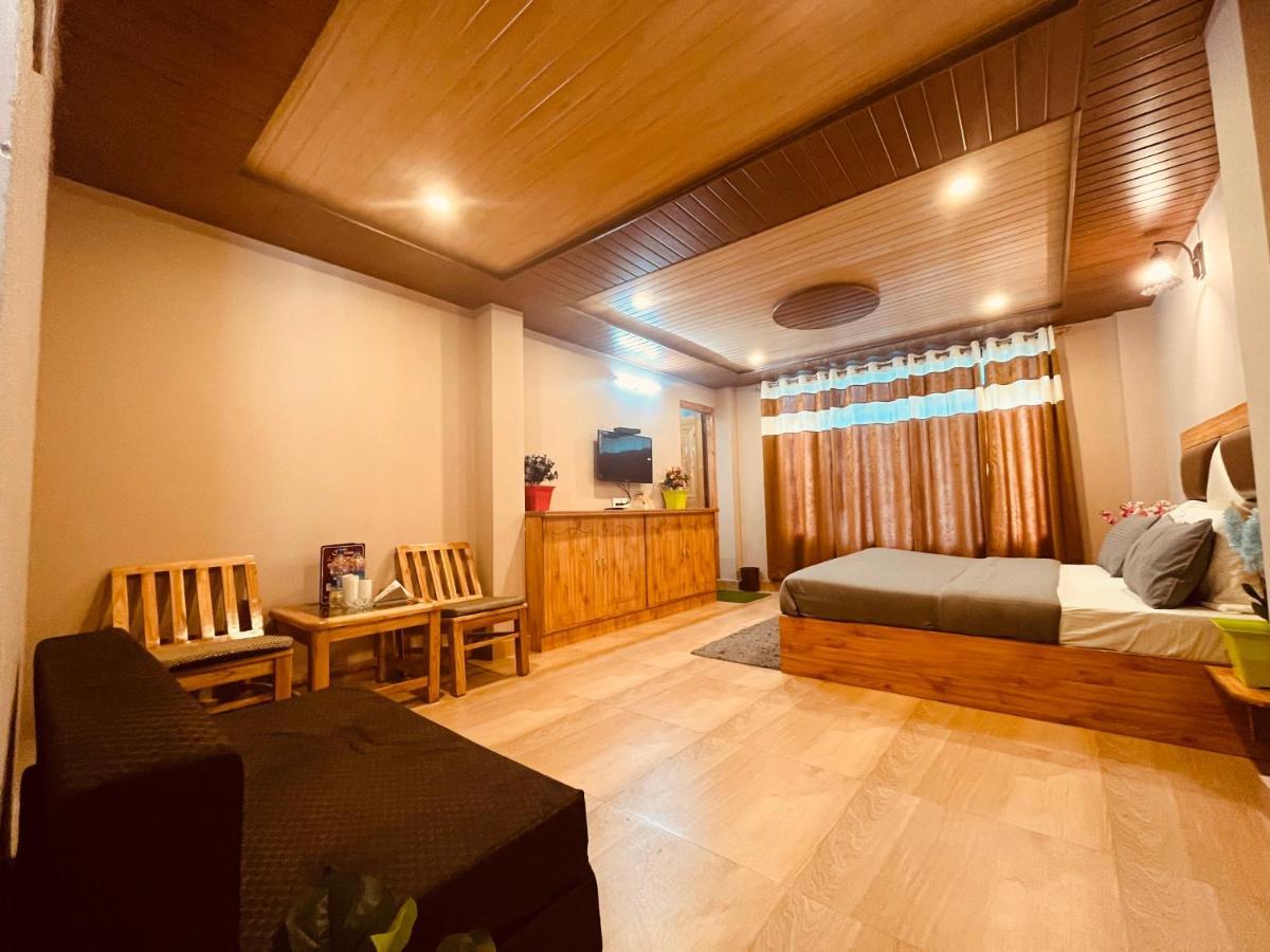 Apartment Hollywood - Rated & Awarded In