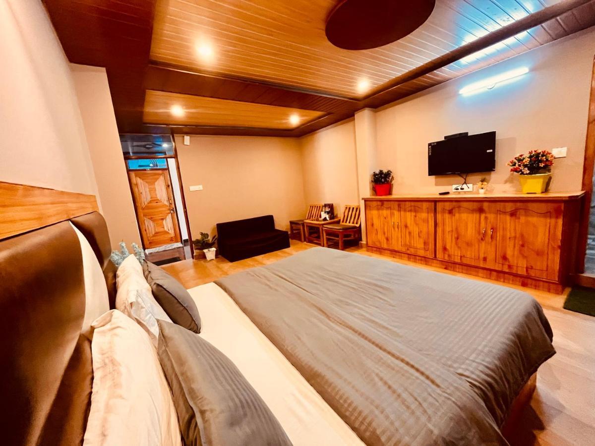 Apartment Hollywood - Rated & Awarded In