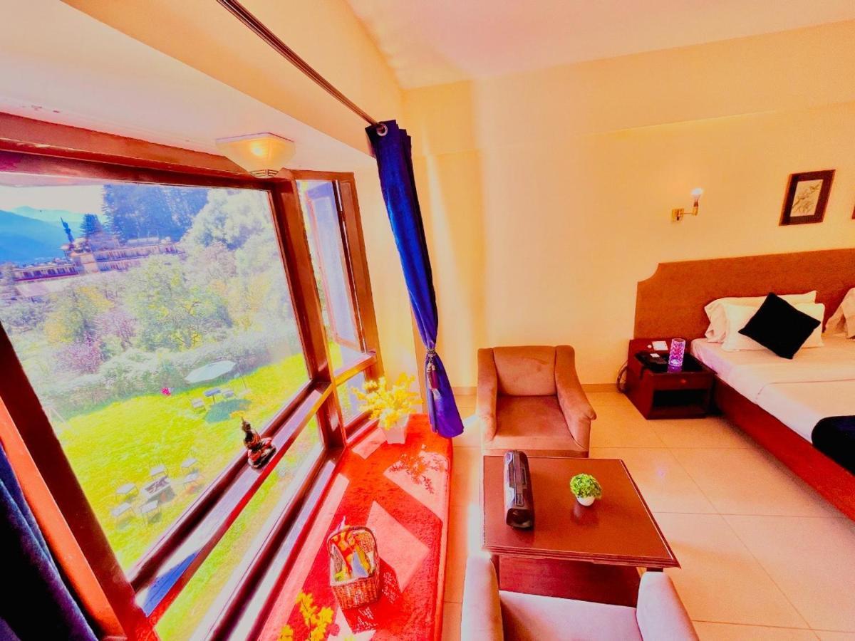 Sagar !! A Luxury ! Mountain View ! Old Apartment *