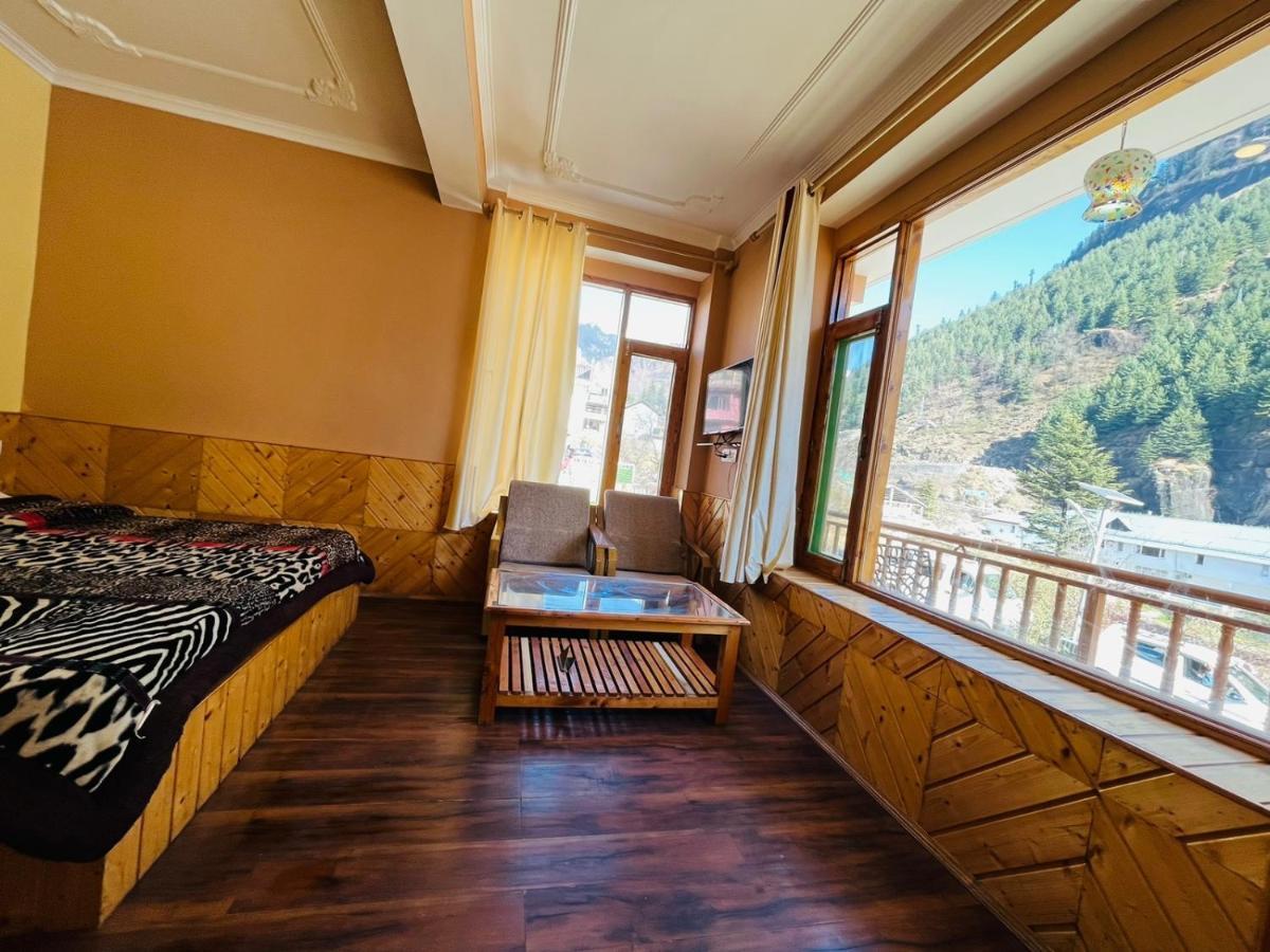 Rohtang Guest house *