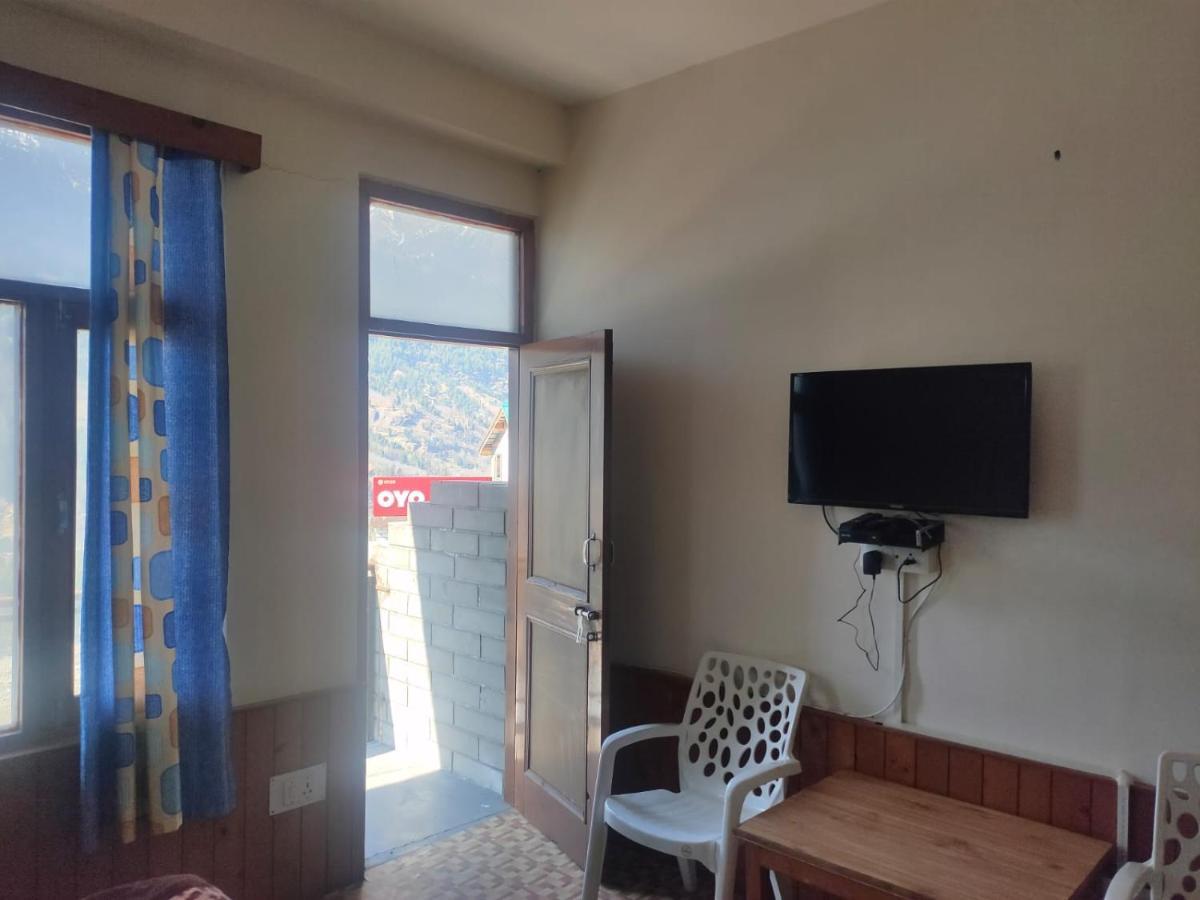Homestay Roop Mountain Manali (Himachal Pradesh)