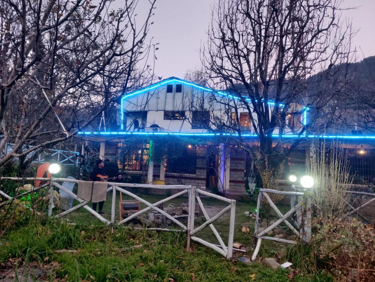 Hostel Mars Monkey & Cafe