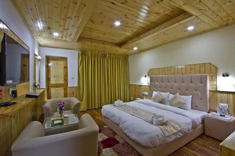Himalayan Riverpark - A Four Star Luxury Hotel,
