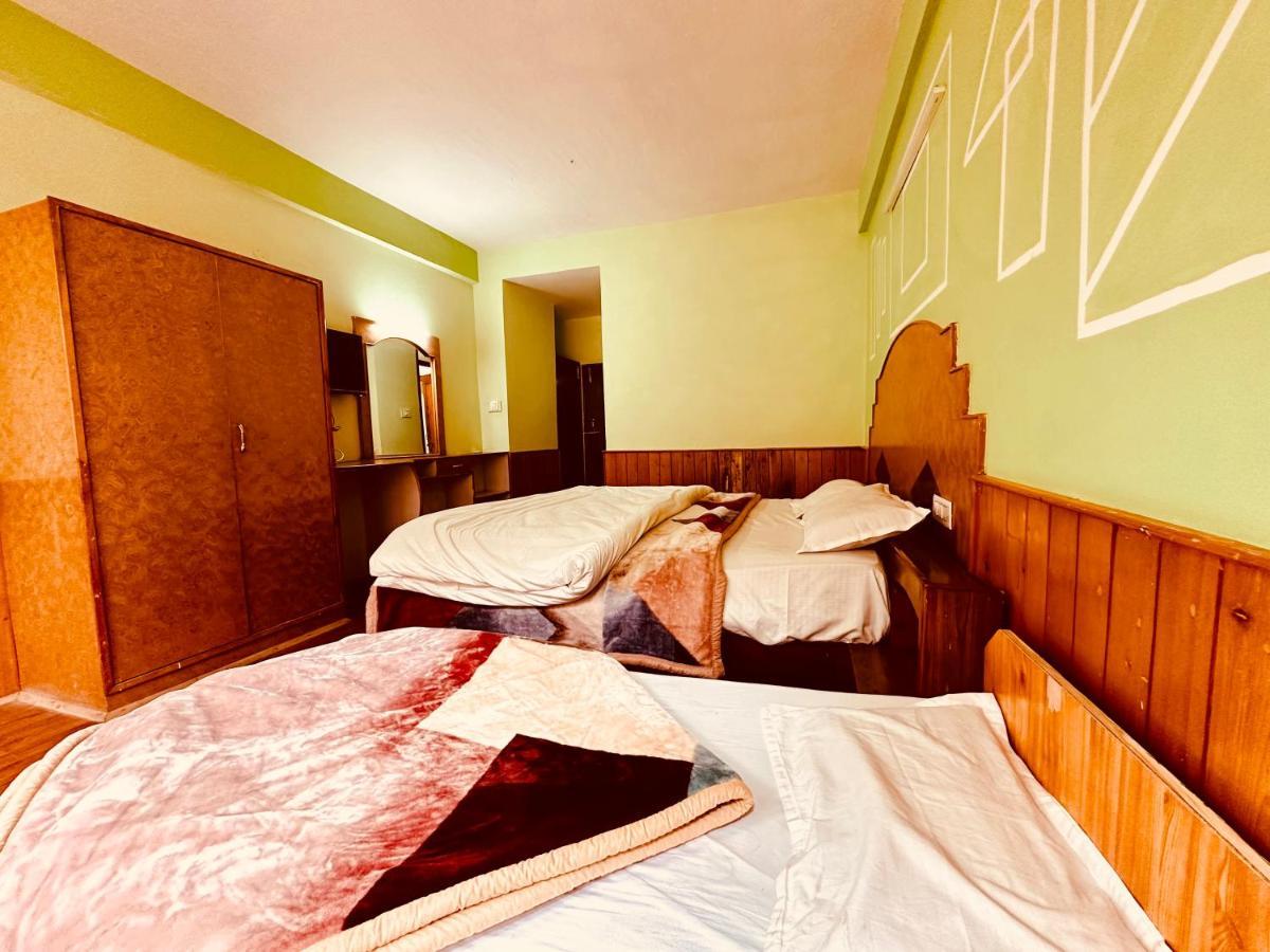 Hotel Daulat Manali (Himachal Pradesh)