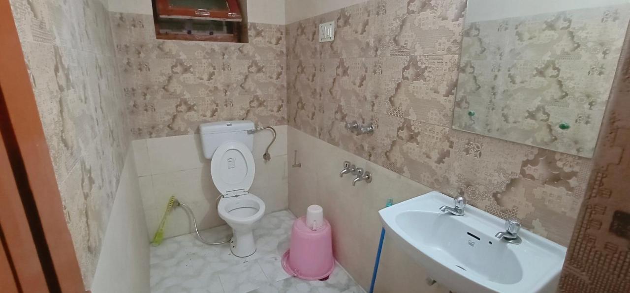 Purnima Guest house *