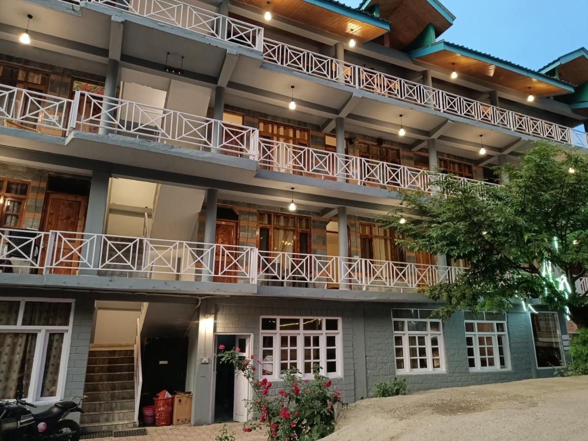 Homestay Marley's Apple Manali (Himachal Pradesh)