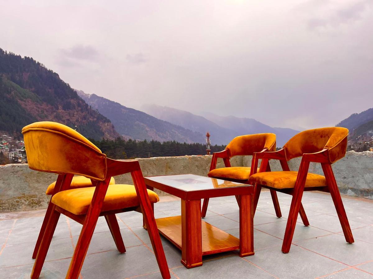 Hotel Le Resort, Mall Road Manali (Himachal Pradesh)