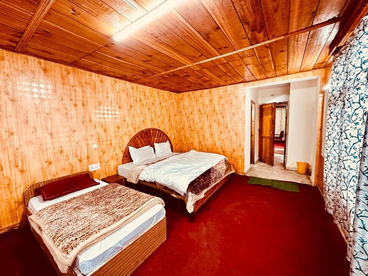 Daulat Classic - In Centre Guest house